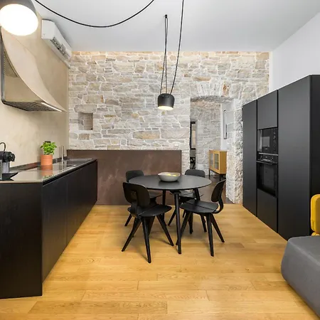 Apartment Cave Design Pula