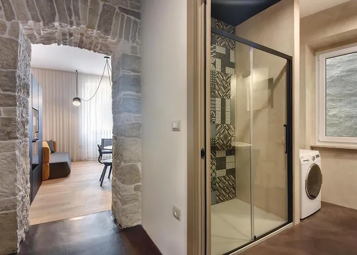 Cave Design Apartment Pula