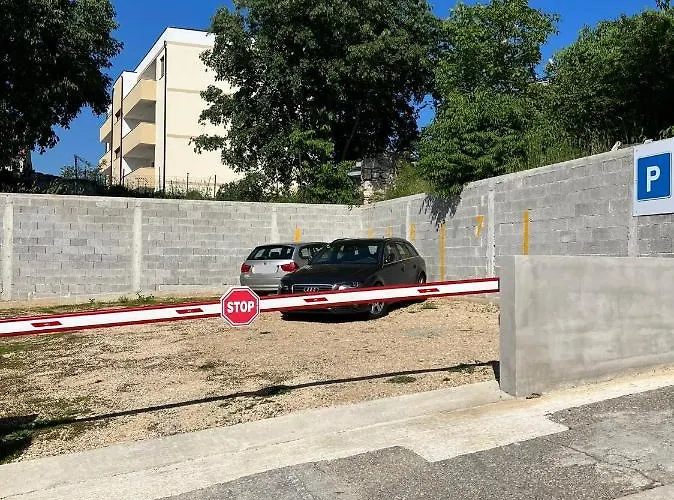 Apartment Cave Design